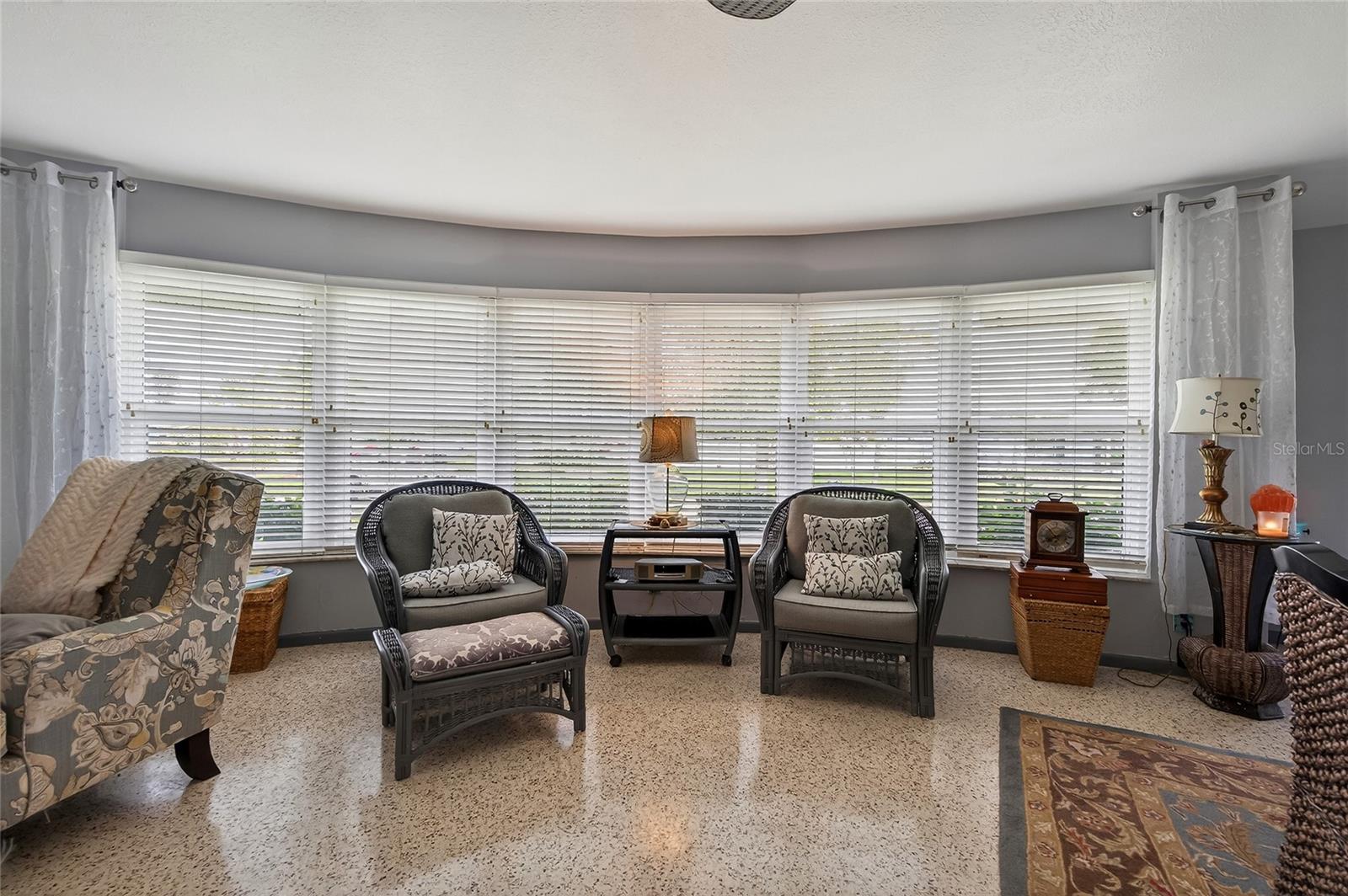 VENICE GARDENS - Residential