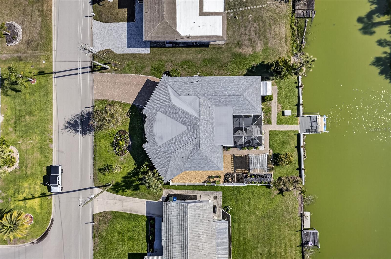 VENICE GARDENS - Residential