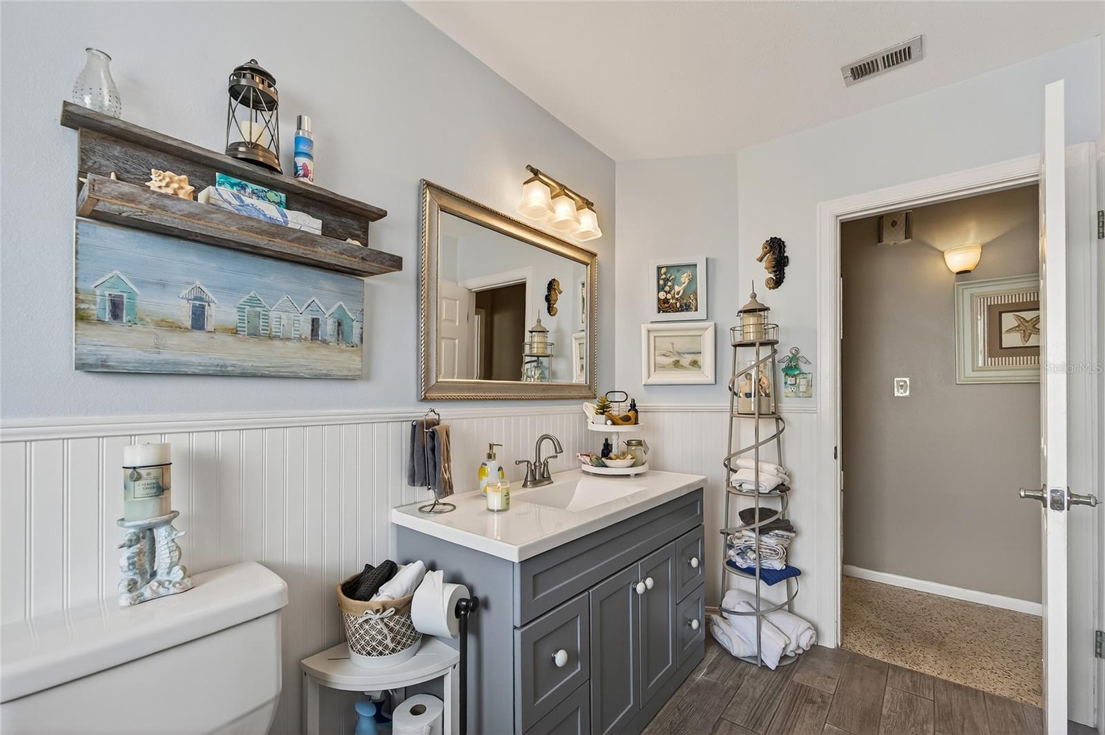 VENICE GARDENS - Residential