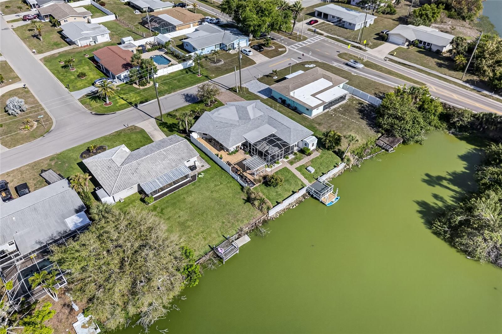 VENICE GARDENS - Residential