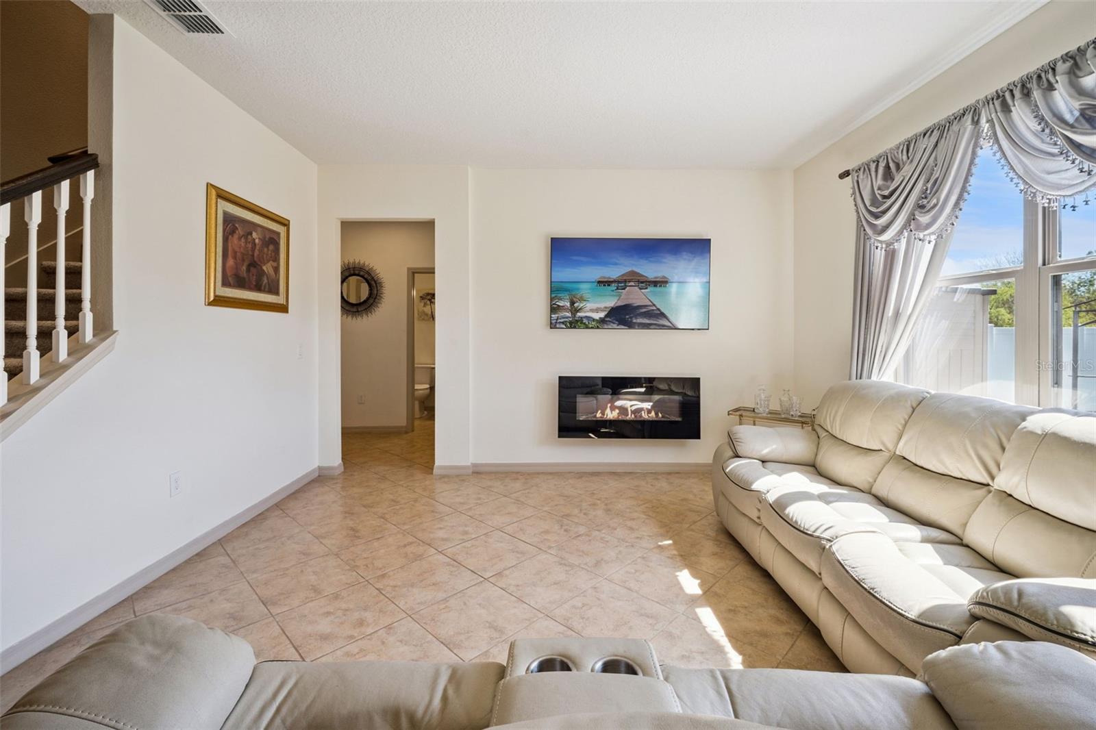 FOUNTAIN PARK - Residential