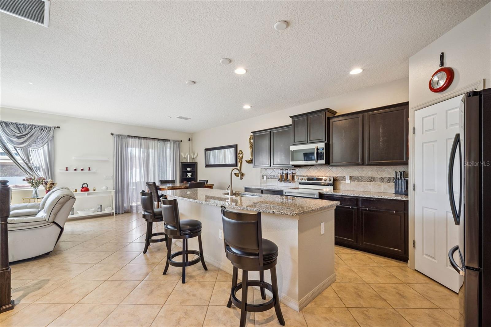 FOUNTAIN PARK - Residential