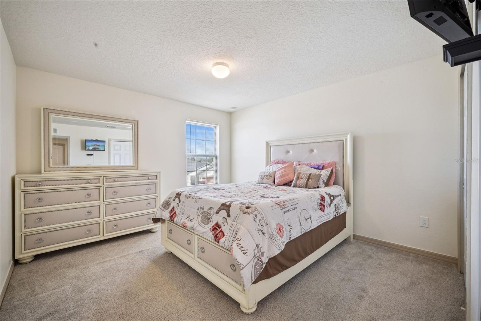 FOUNTAIN PARK - Residential