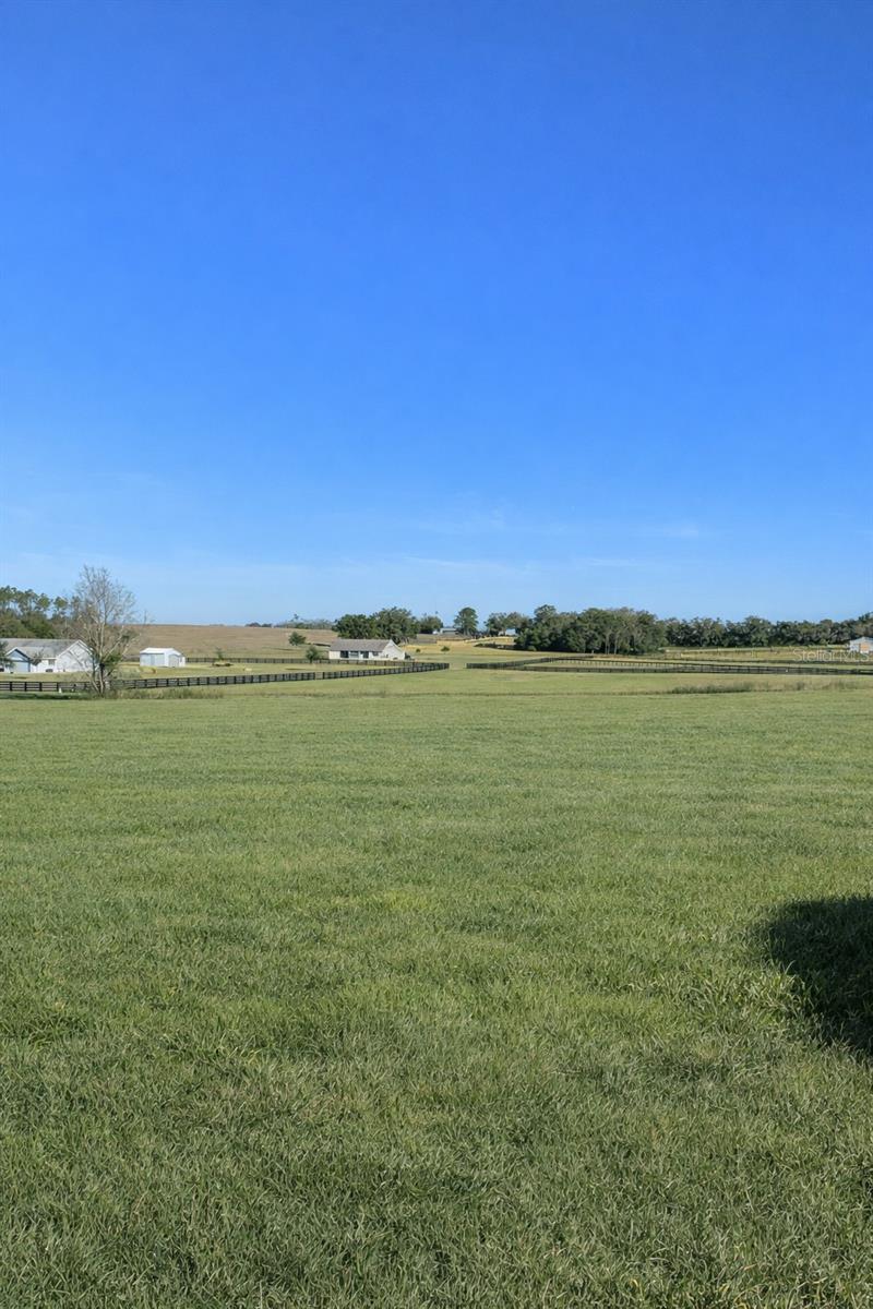 SUNRISE RIDGE - Land