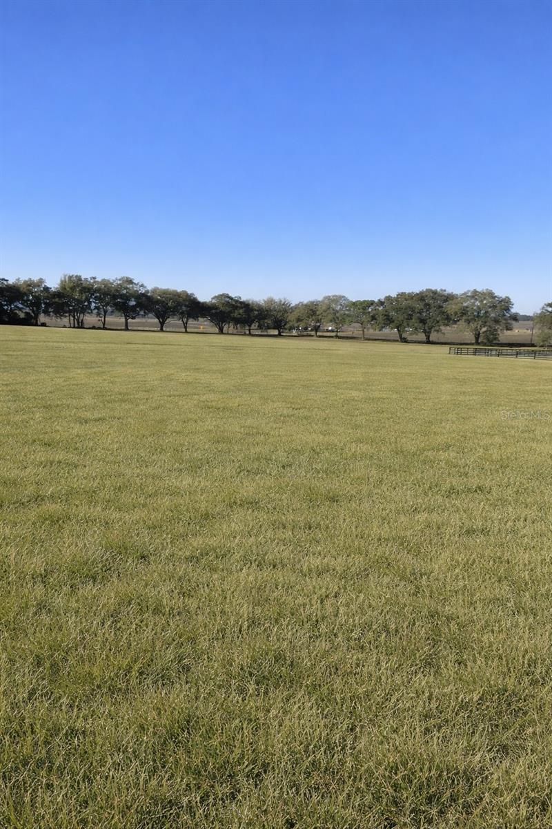 SUNRISE RIDGE - Land