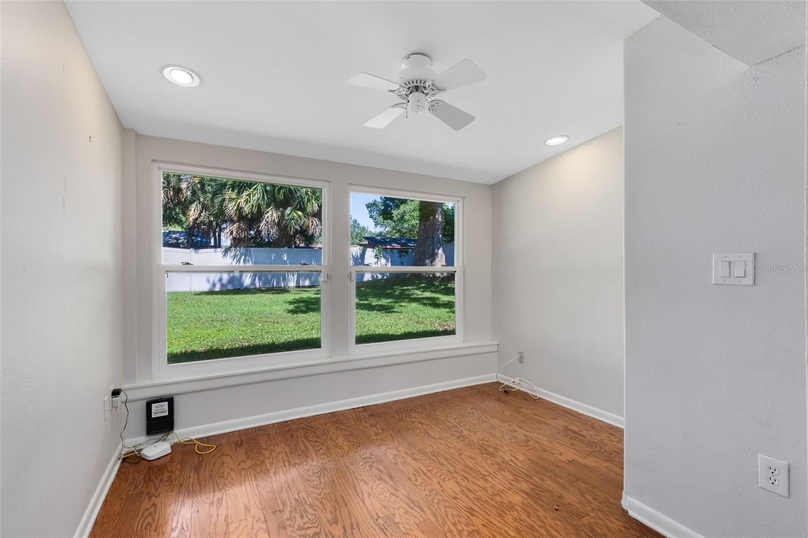 OAKLAND SHORES - Residential