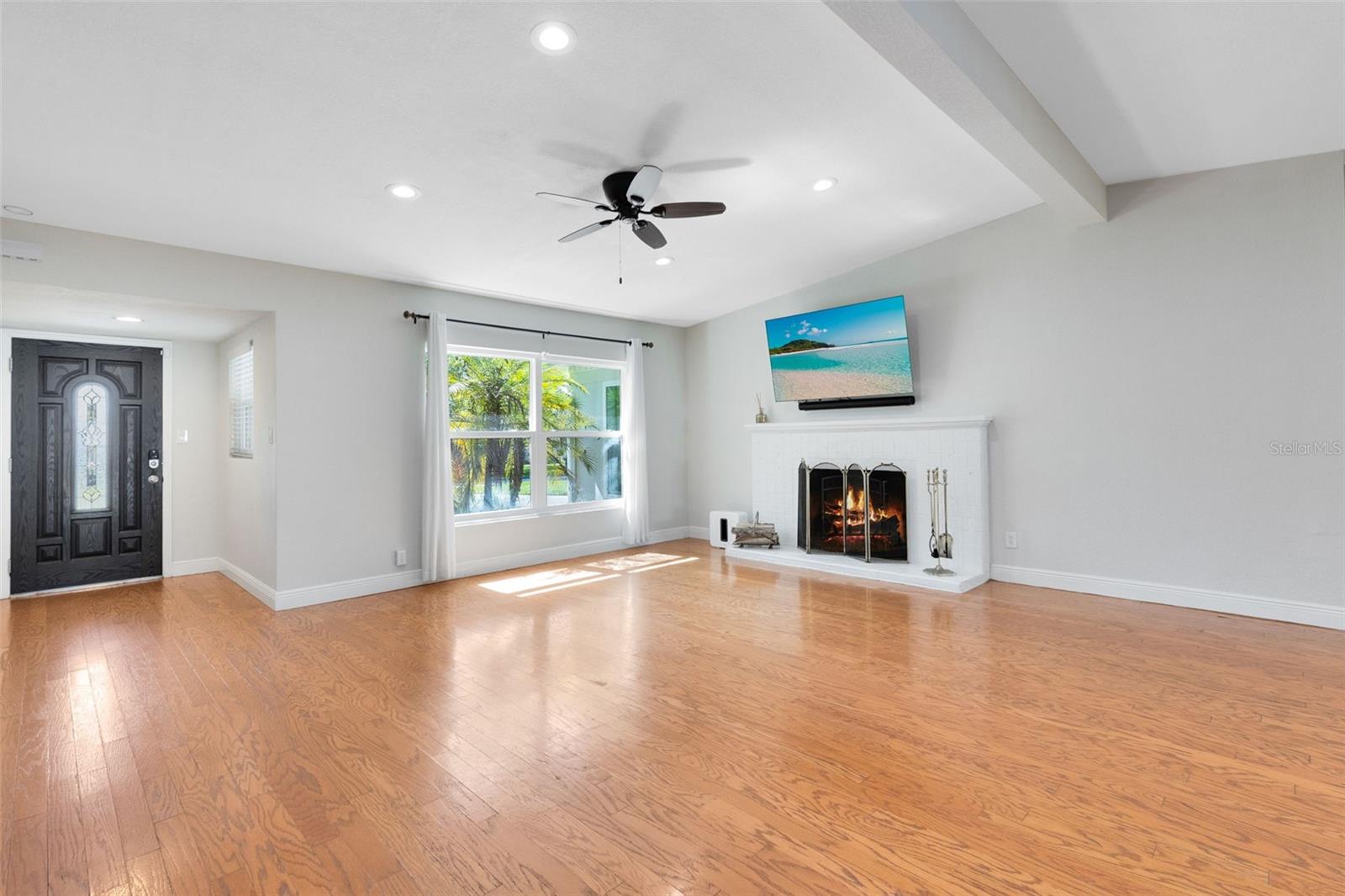 OAKLAND SHORES - Residential