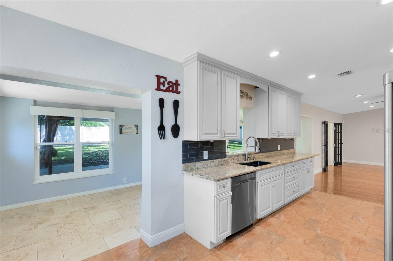OAKLAND SHORES - Residential
