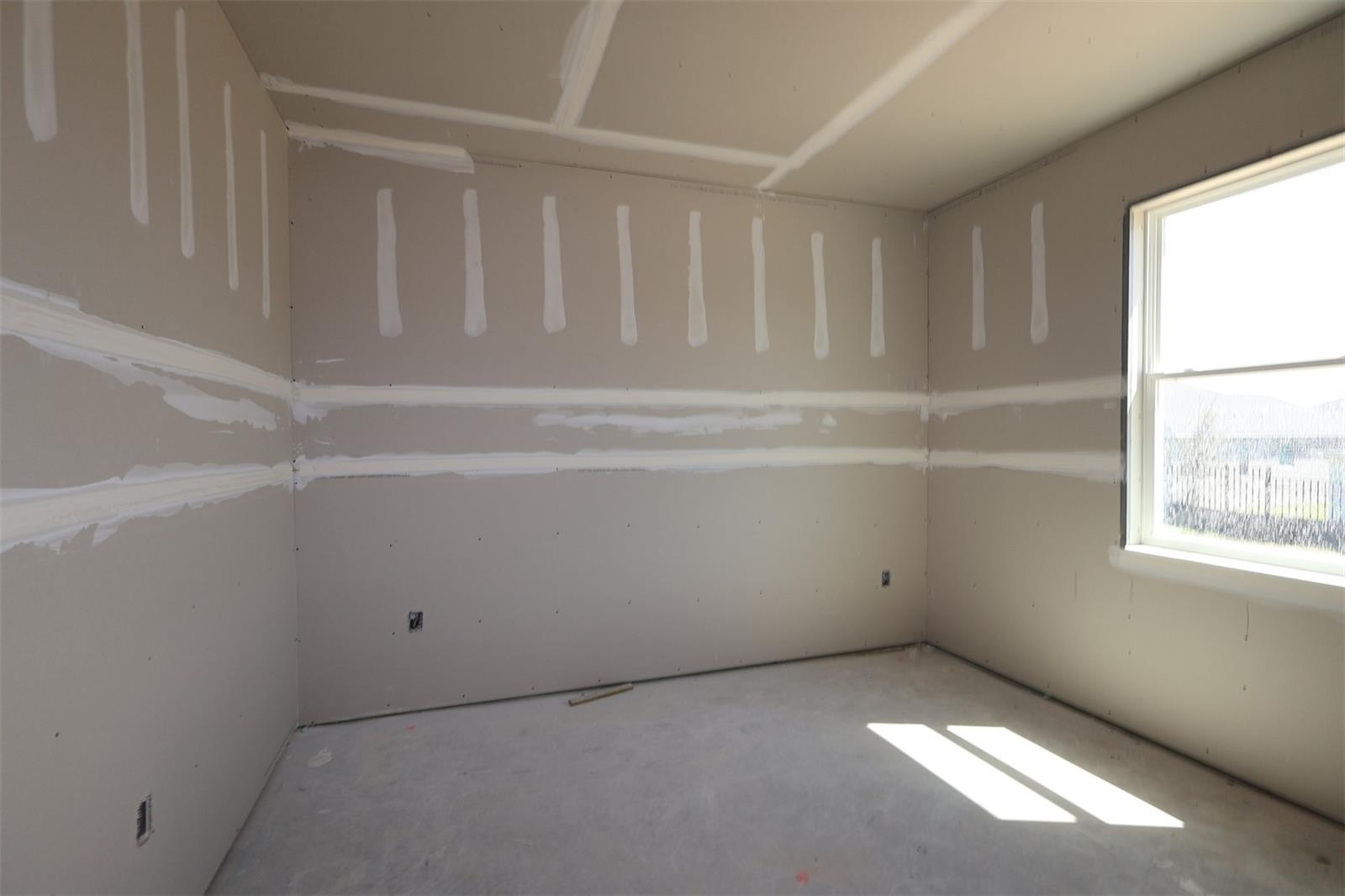 WOLF LAKE RANCH - Residential