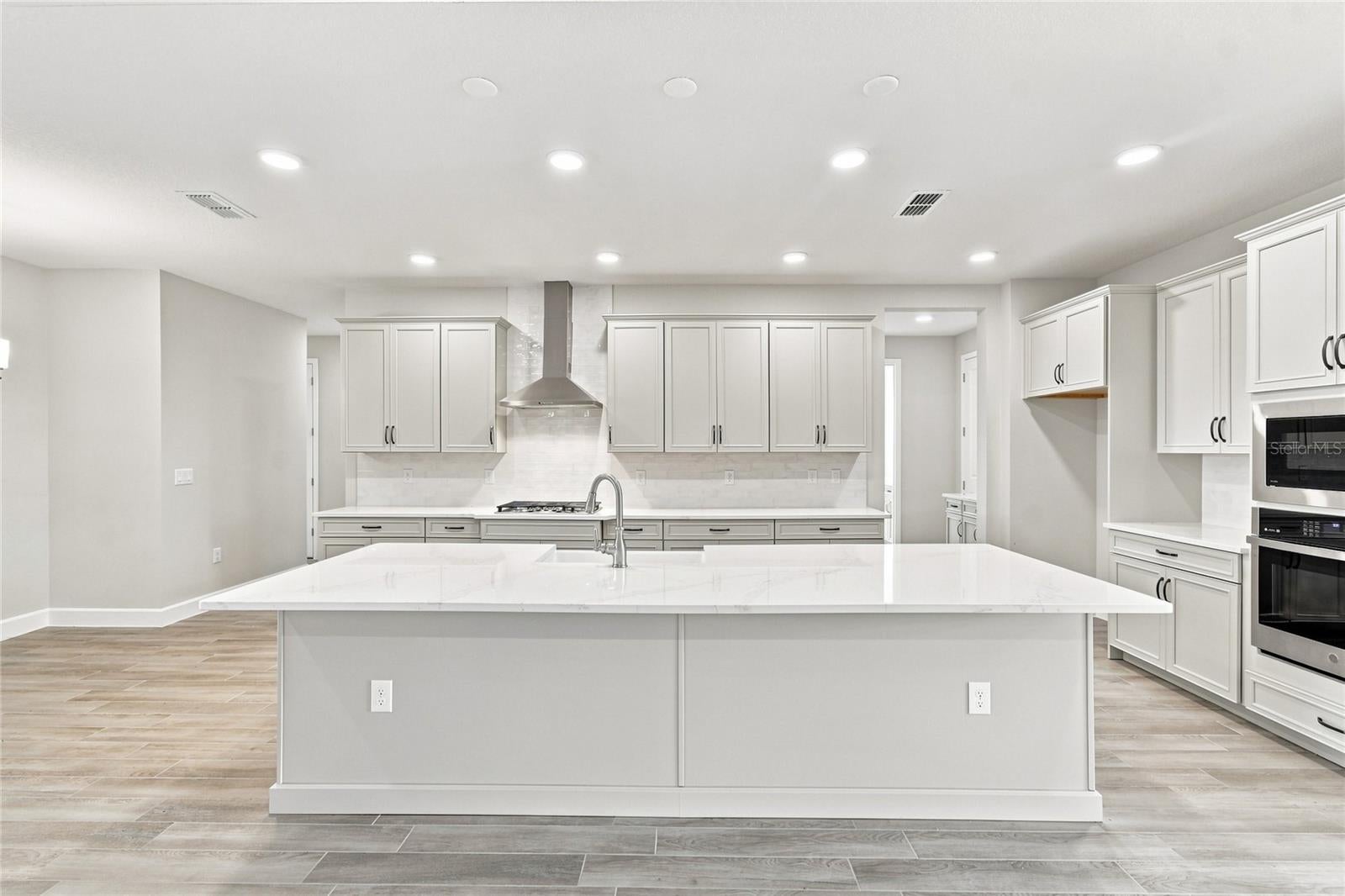 3177 WOLF LAKE AVENUE