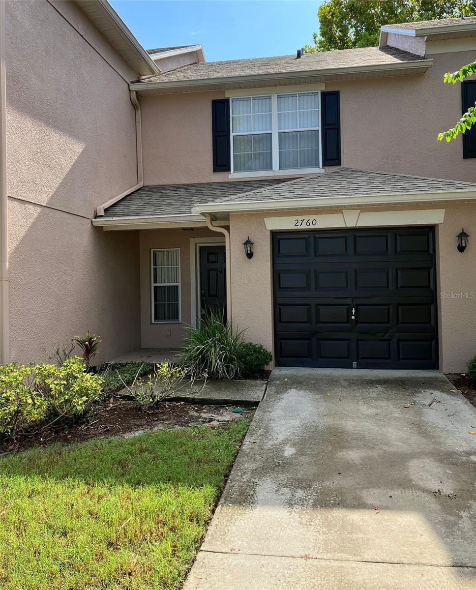 Beautiful 2 bedroom, 2.5 bath, 1 car garage unit in desirable Ashford Park. Open floor plan on the 1st floor with tile flooring. Plenty of natural light. Two full carpet flooring master’s suites with upgraded granite tops and laundry closet with brand new full size washer and dryer upstairs. Spacious and Updated Granite Top Kitchen with solid wood 42” cabinets and stainless-steel appliances overlooking living and dining room area with breakfast bar. Half bathroom downstairs and sliding doors leading out to a small backyard. Breathtaking view of the Ponds from Master Bedroom and walking distance to the community pool. The community features a swimming pool, 2 playgrounds, and walking paths. Conveniently located near the 417, Cross Seminole Bike Trails, Winter Park and Downtown Orlando. Schedule your showing today!!