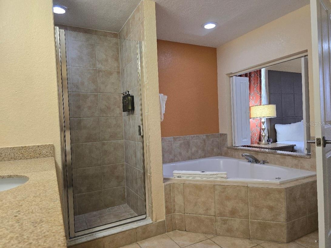 FLORIDAYS ORLANDO RESIDENCE PH 08 - Residential