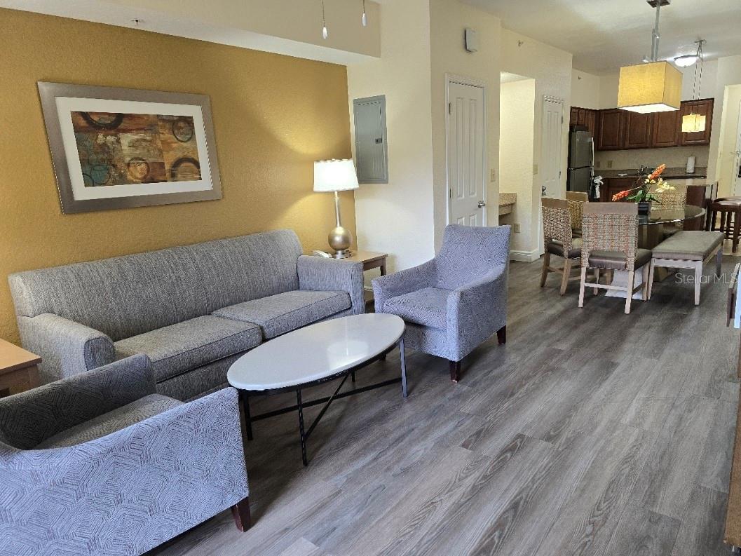 FLORIDAYS ORLANDO RESIDENCE PH 08 - Residential