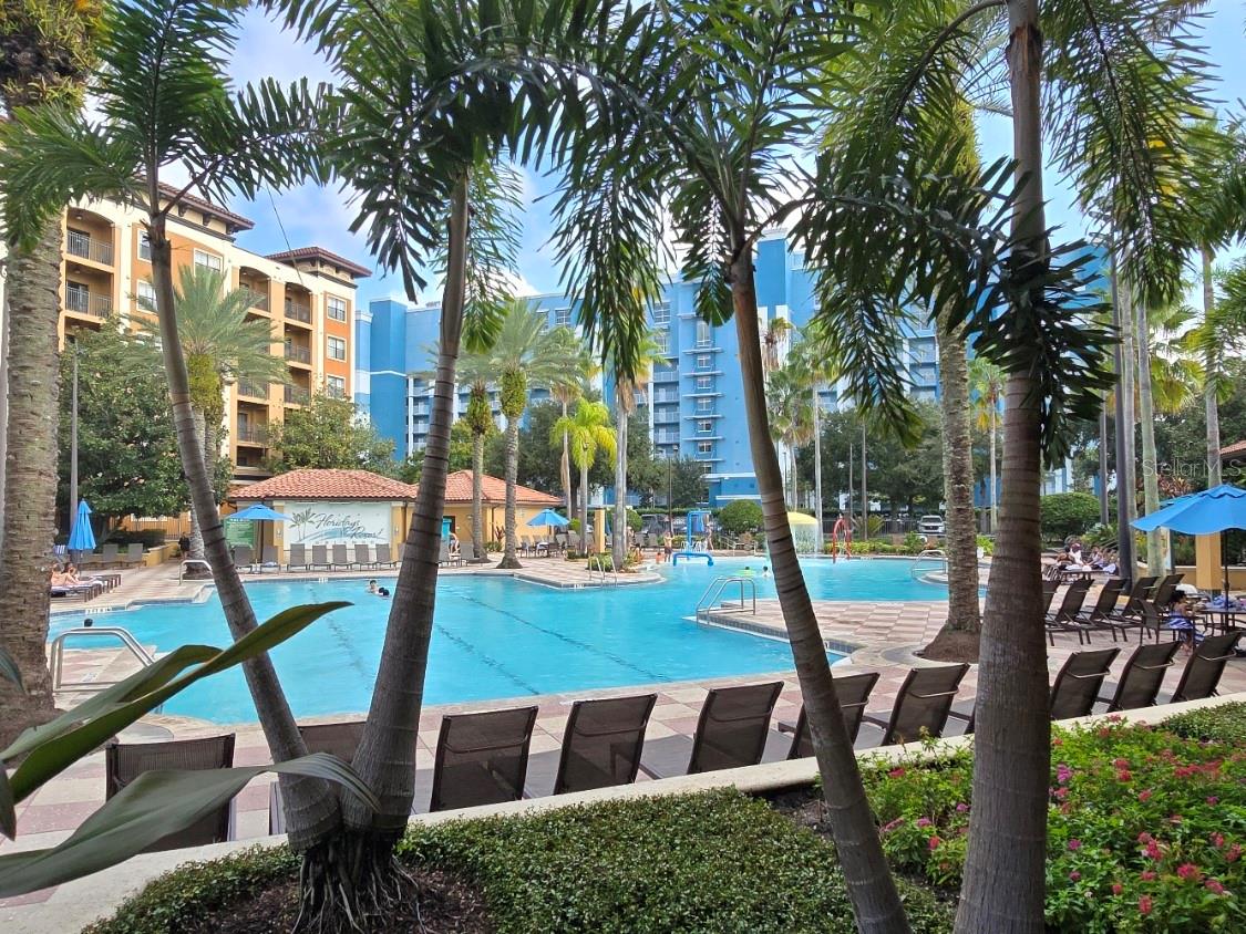 FLORIDAYS ORLANDO RESIDENCE PH 08 - Residential