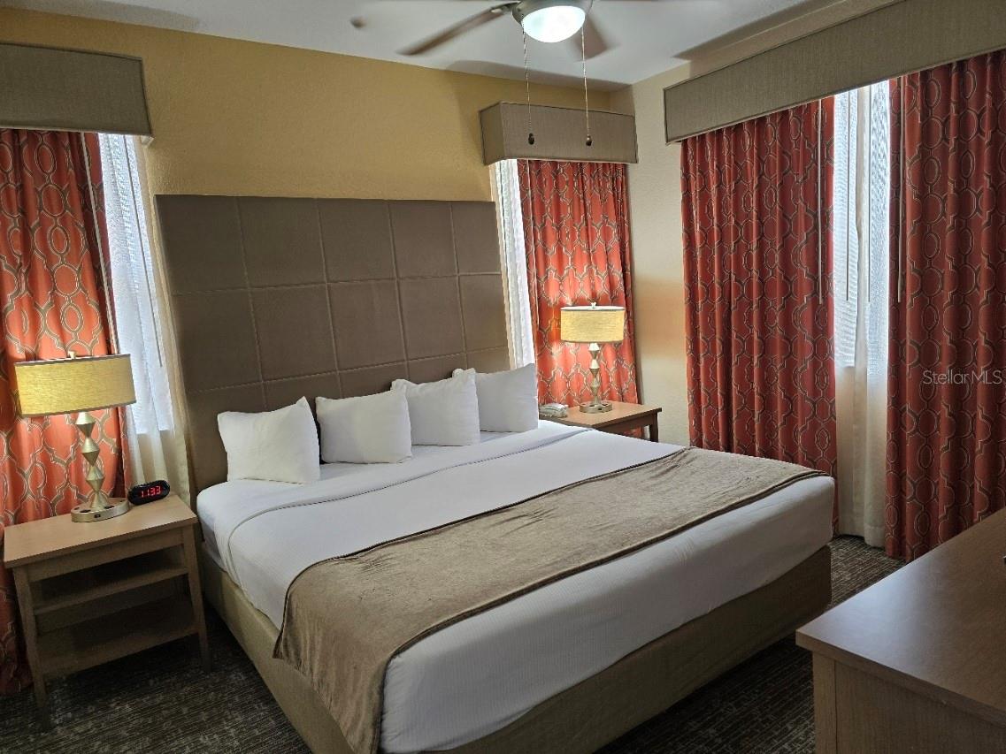 FLORIDAYS ORLANDO RESIDENCE PH 08 - Residential