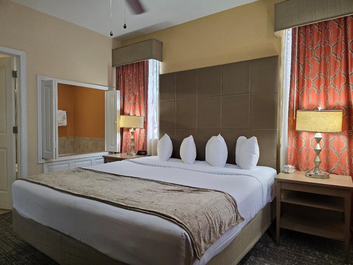 FLORIDAYS ORLANDO RESIDENCE PH 08 - Residential