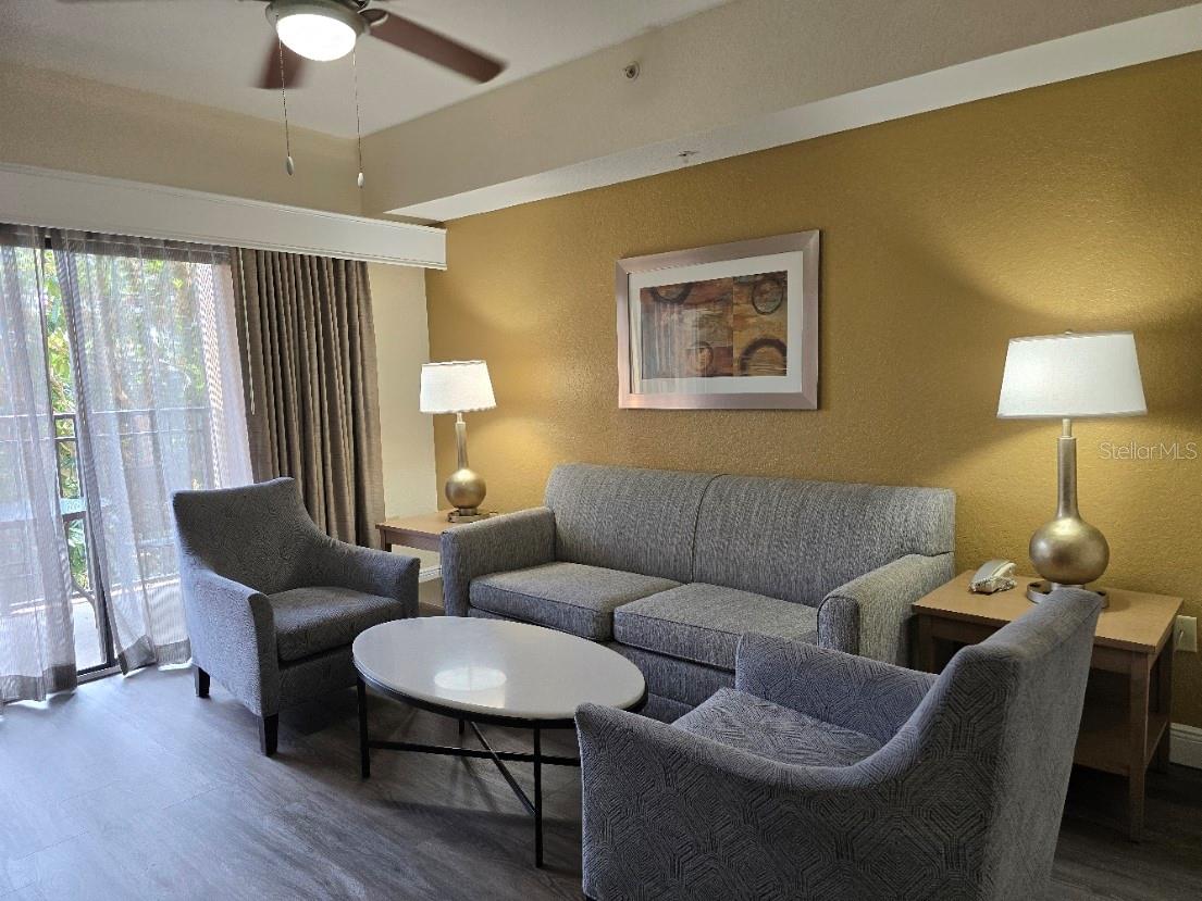 FLORIDAYS ORLANDO RESIDENCE PH 08 - Residential