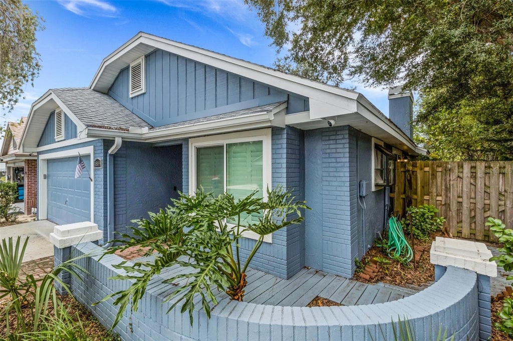 Photo of 1889 Springwood Circle N, Clearwater, FL 33763 (MLS # TB8546888)