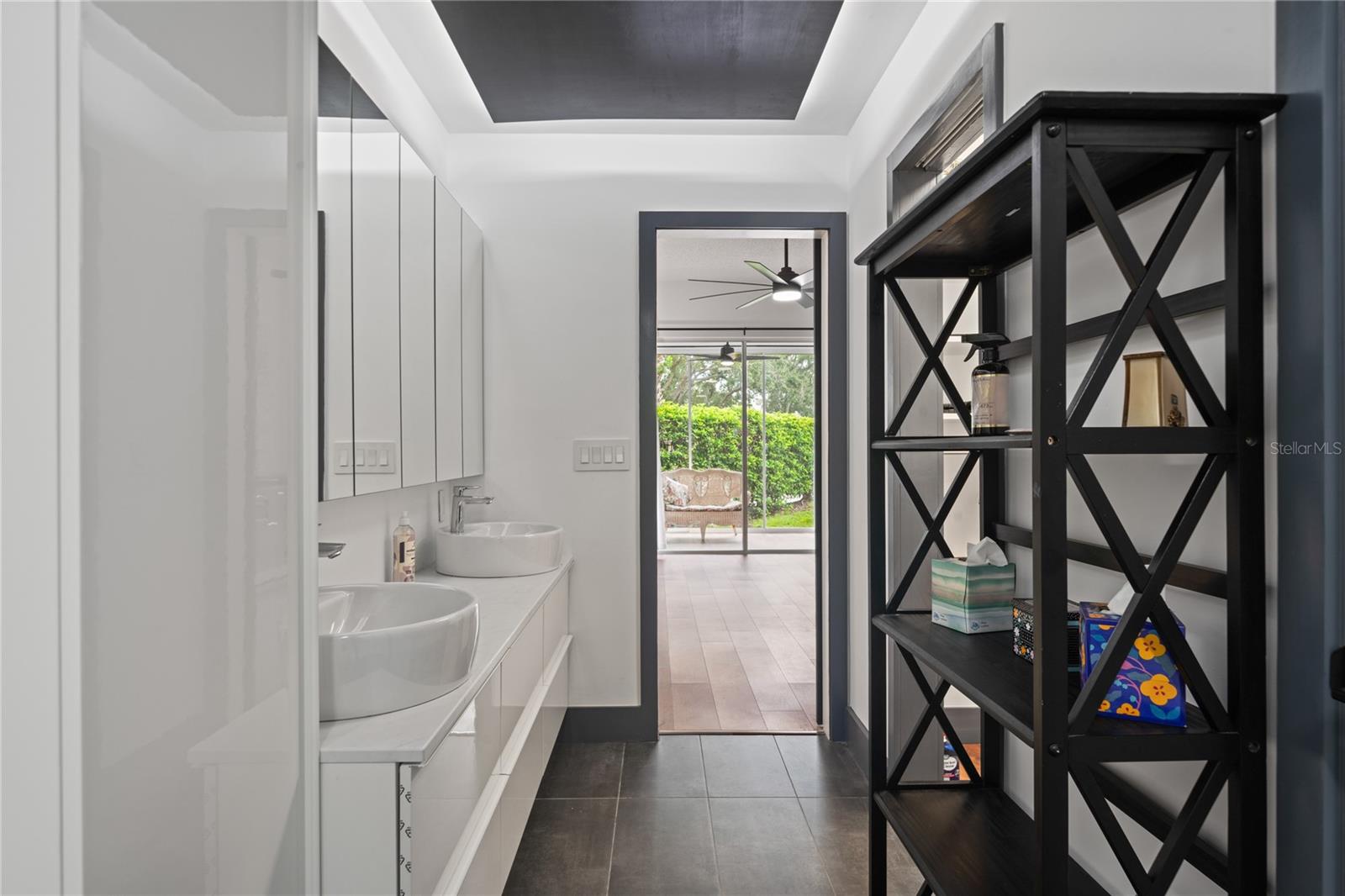 LONG COMMON - Residential