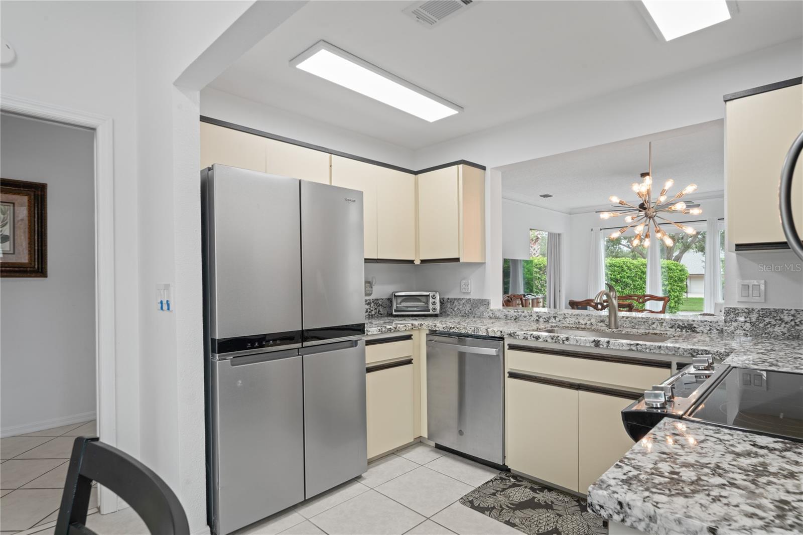 LONG COMMON - Residential