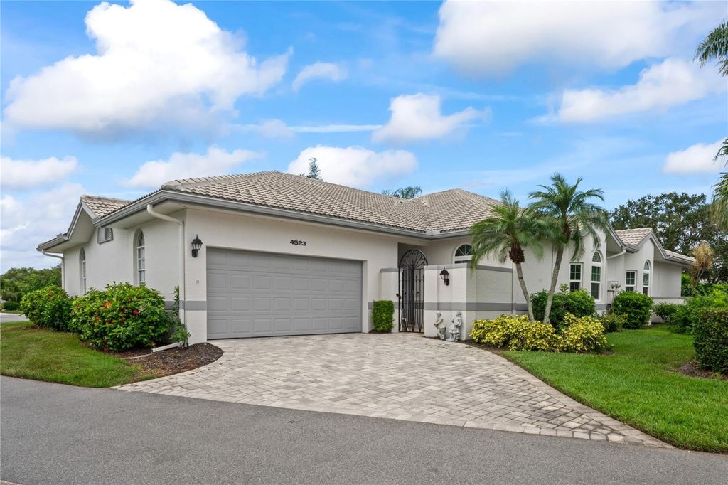 Photo of 4523 Long Common Lane #34, Sarasota, FL 34235 (MLS # TB8433455)