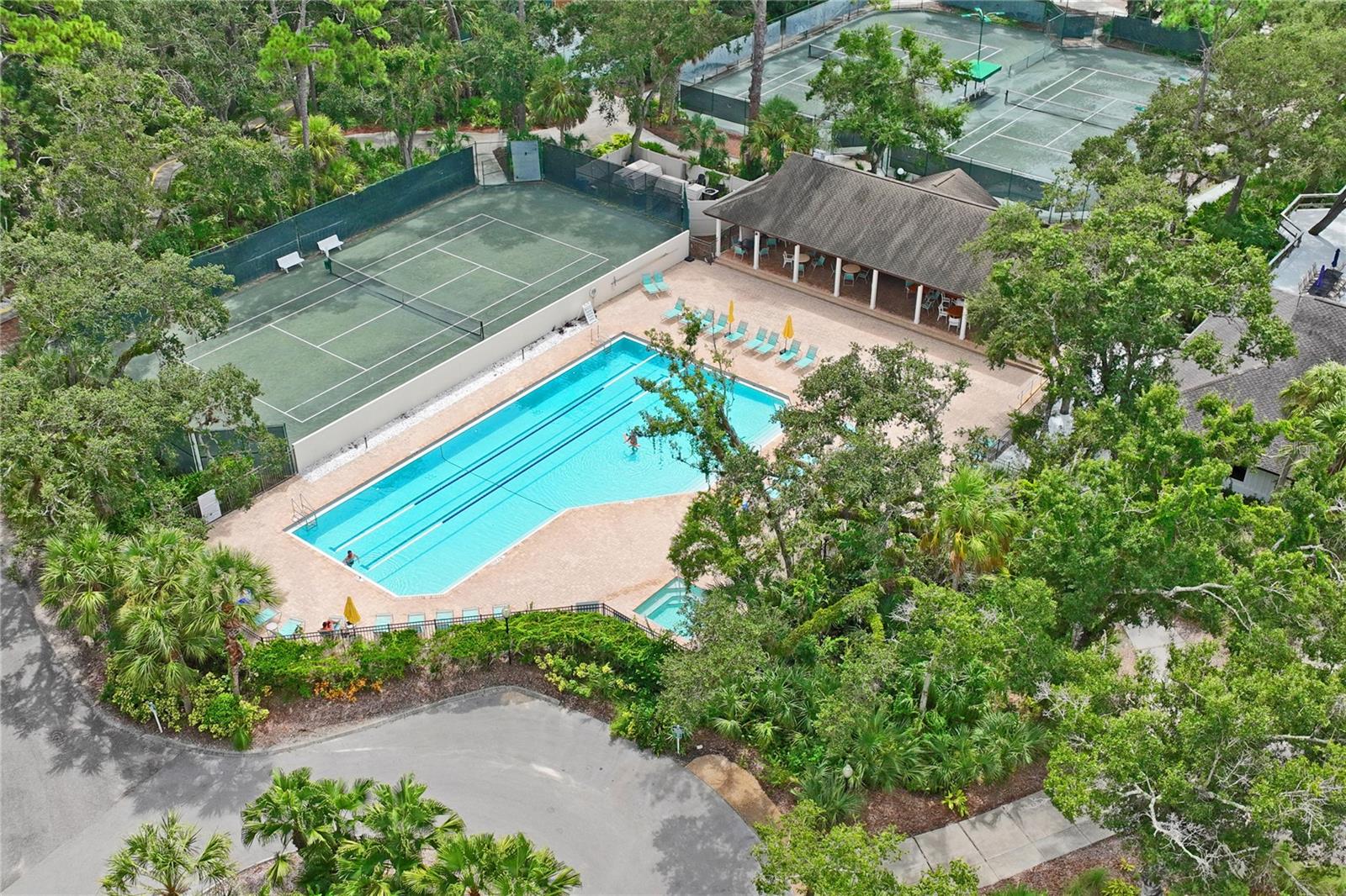 LONG COMMON - Residential