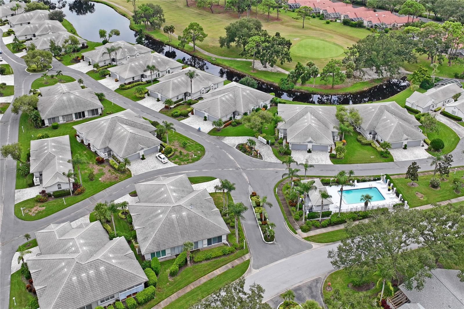 LONG COMMON - Residential