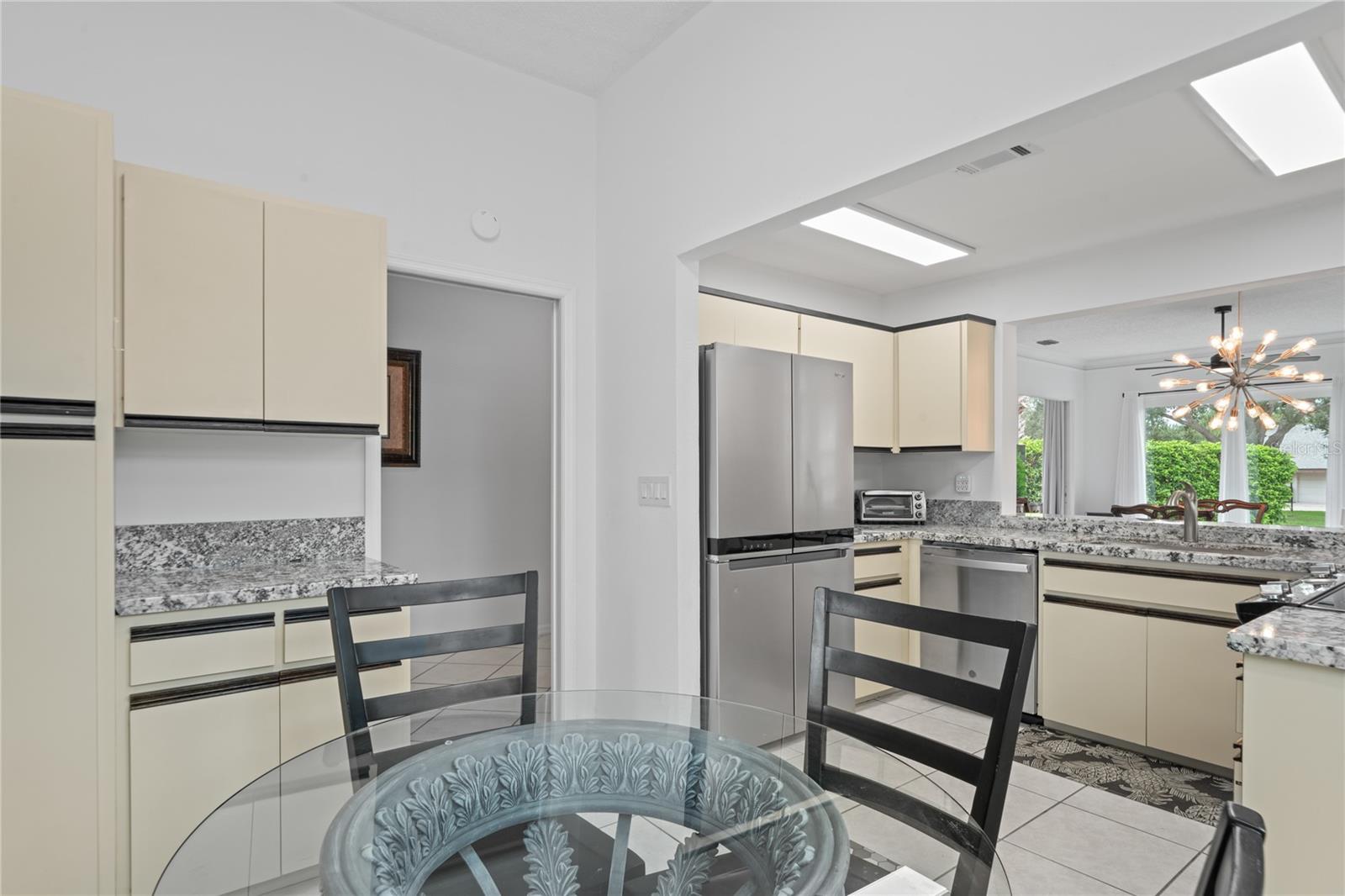 LONG COMMON - Residential