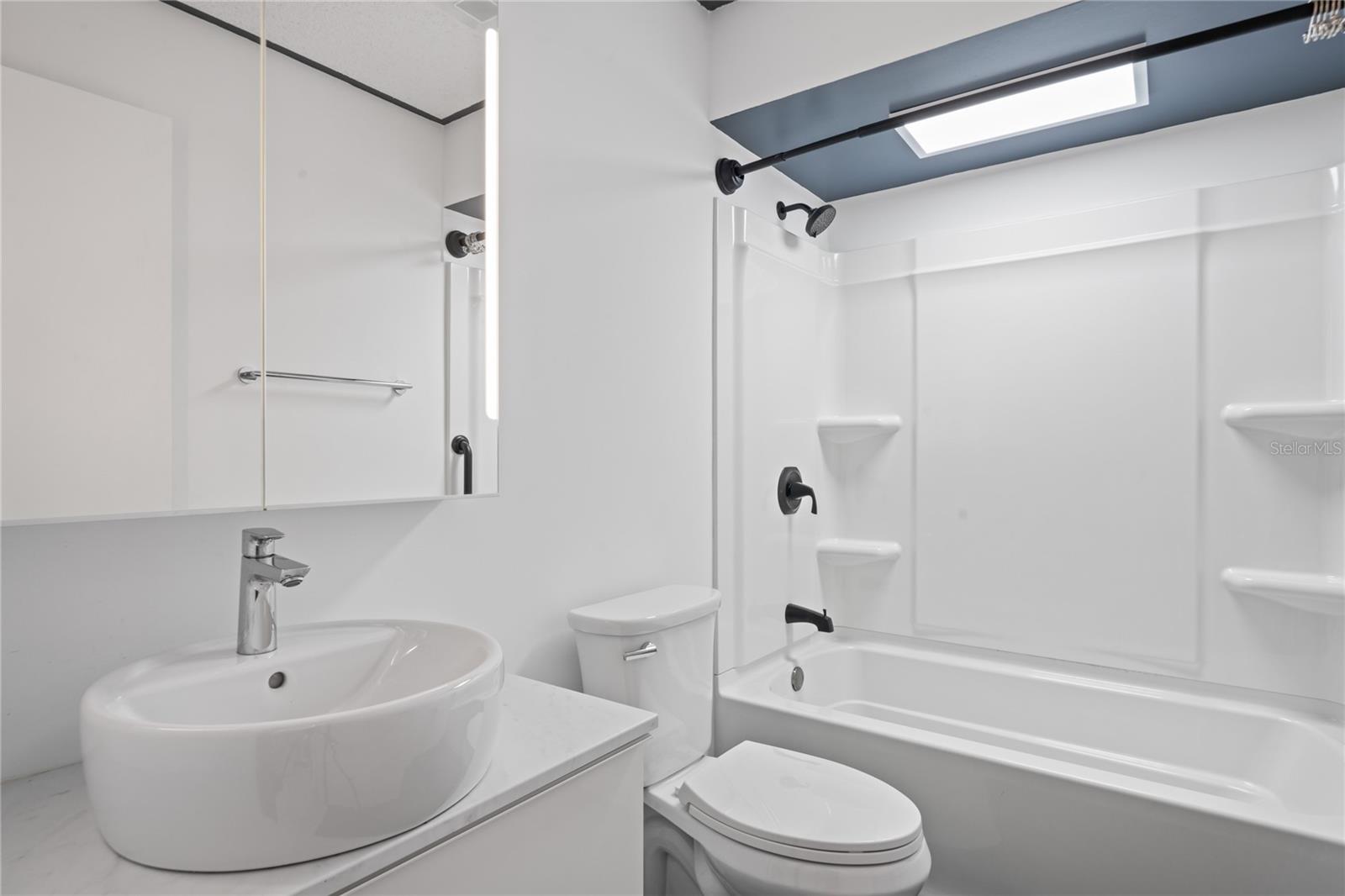 LONG COMMON - Residential