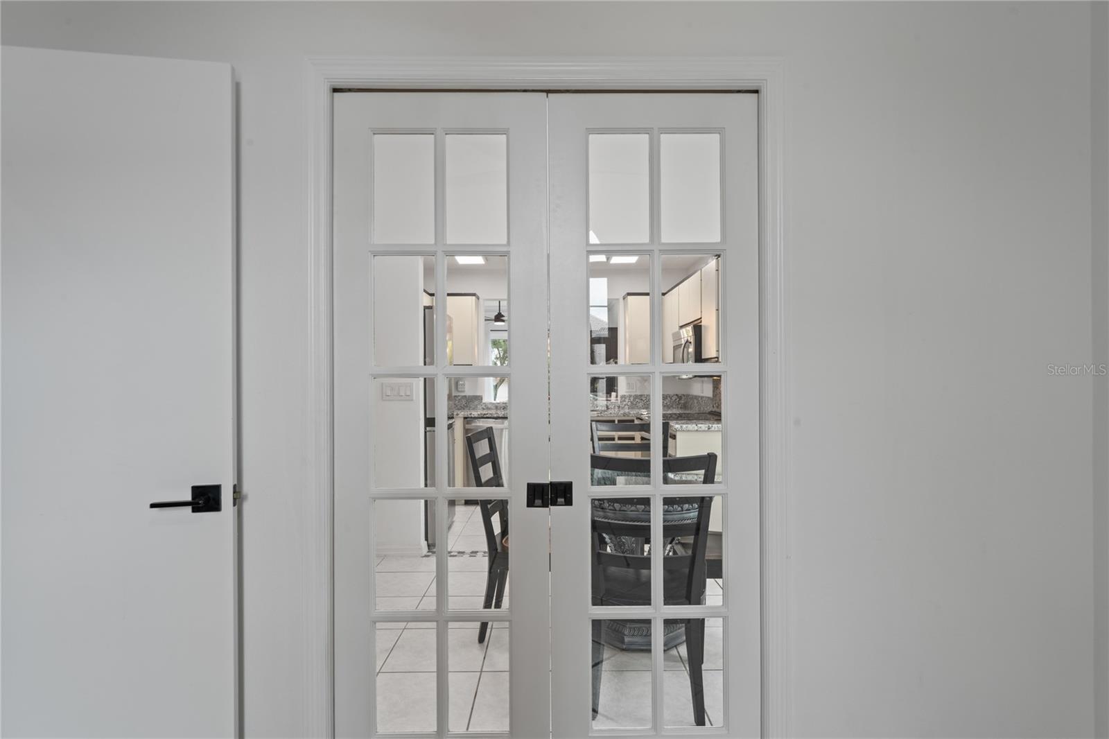 LONG COMMON - Residential