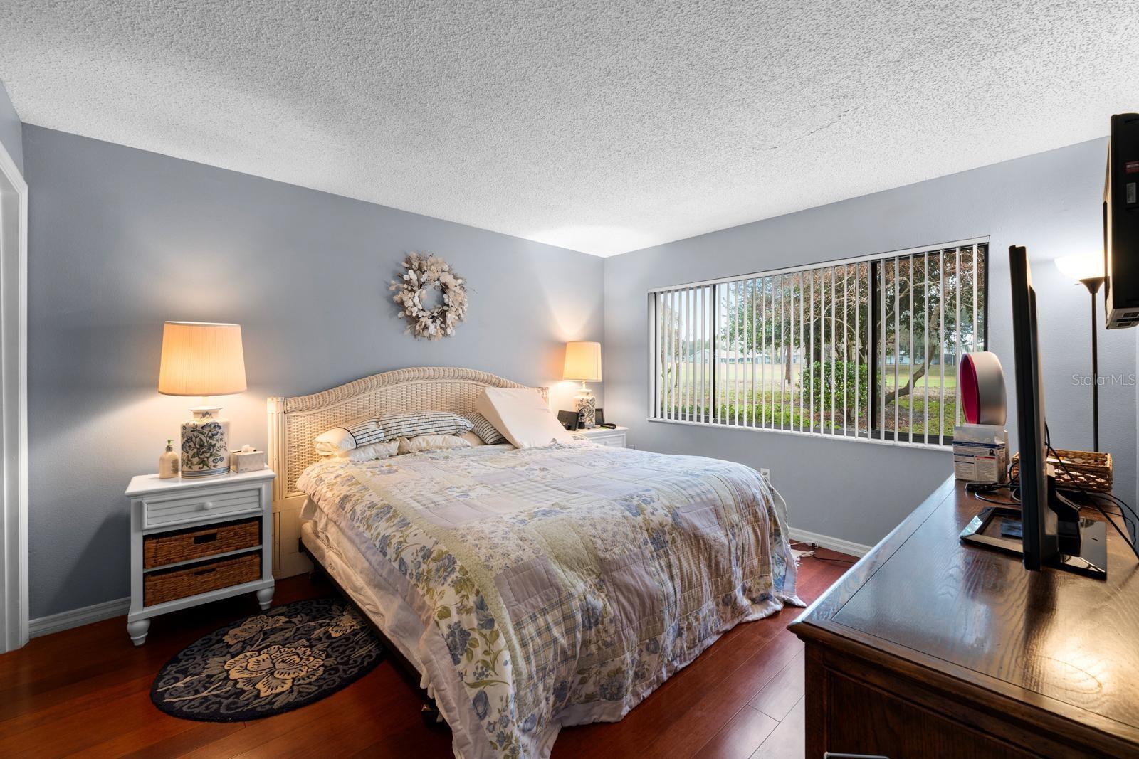 BEACON WOODS WEDGEWOOD CONDO - Residential