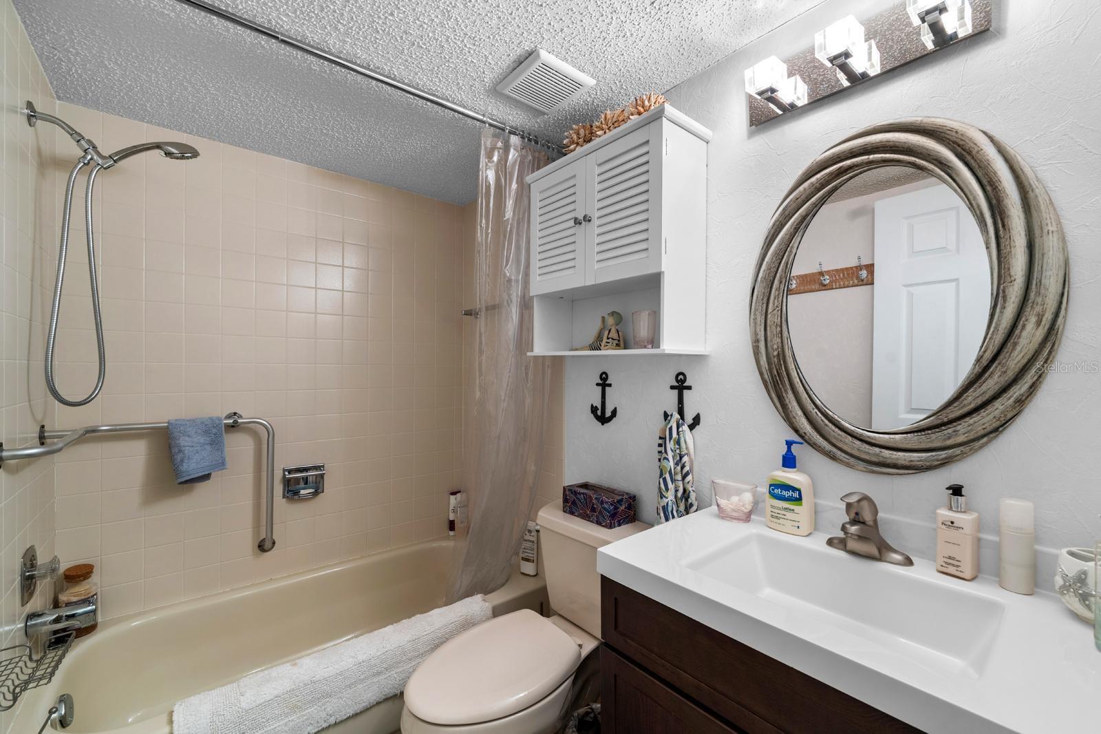 BEACON WOODS WEDGEWOOD CONDO - Residential