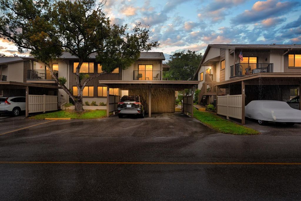 Photo of 13006 Wedgewood Way #B, Hudson, FL 34667 (MLS # TB8458189)