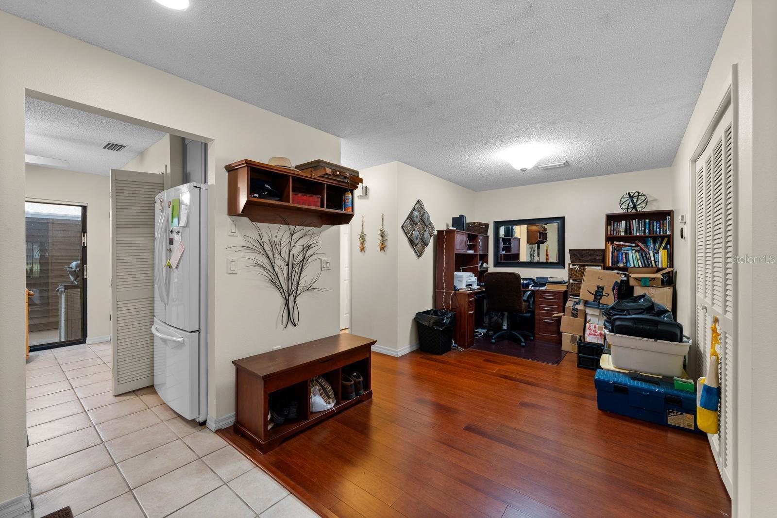 BEACON WOODS WEDGEWOOD CONDO - Residential