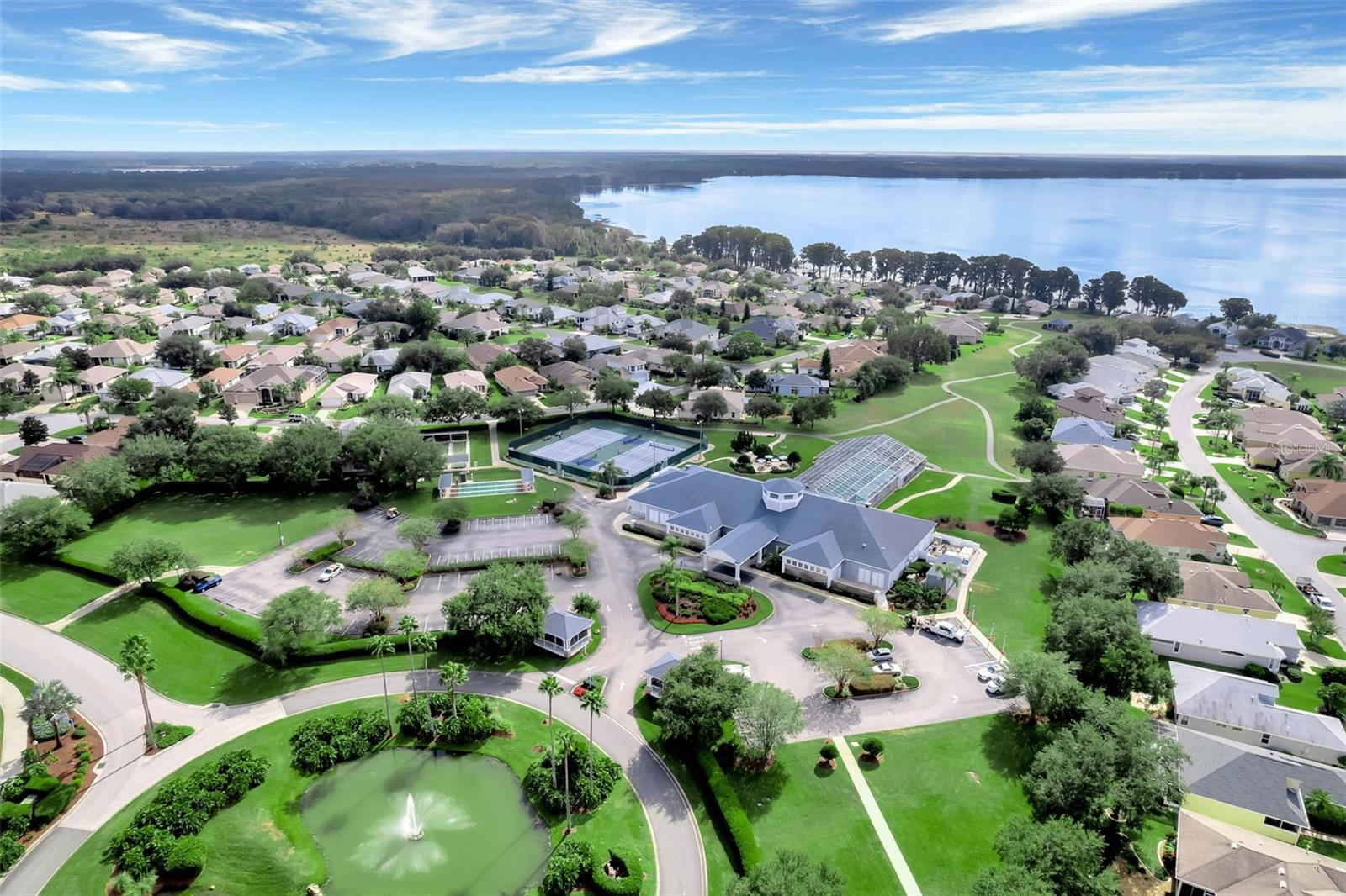 ROYAL HARBOR PH 01 - Residential