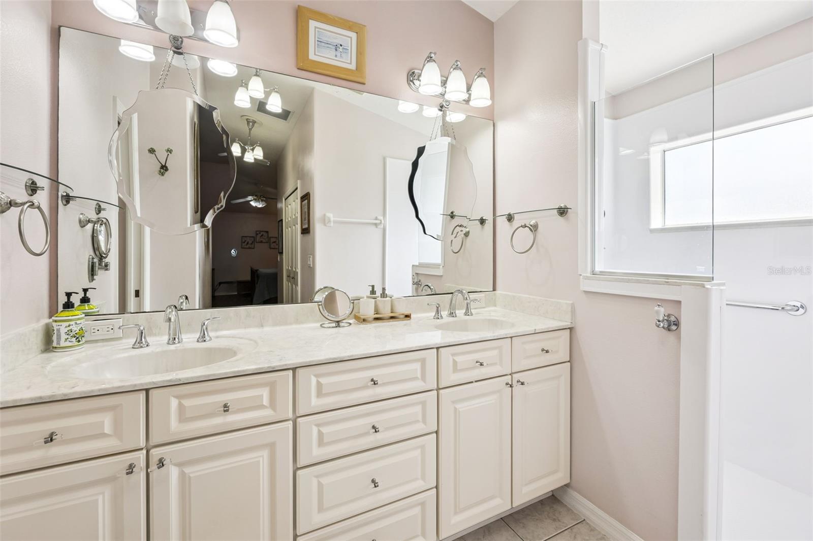 ROYAL HARBOR PH 01 - Residential