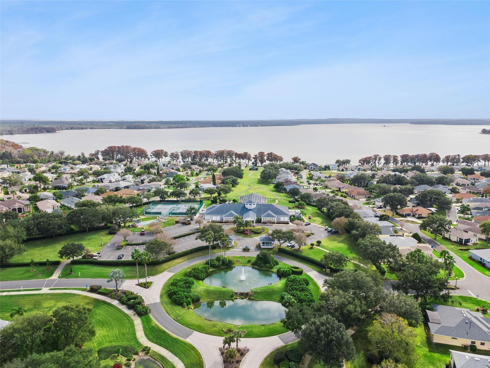 ROYAL HARBOR PH 01 - Residential