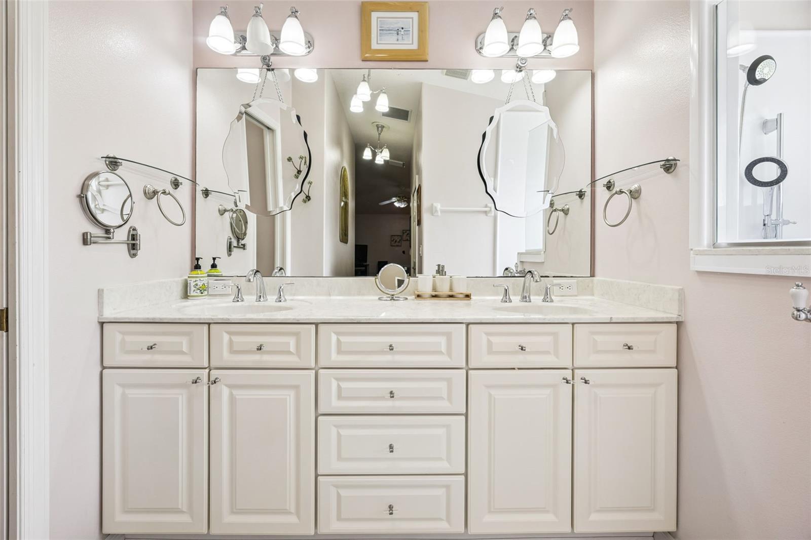 ROYAL HARBOR PH 01 - Residential