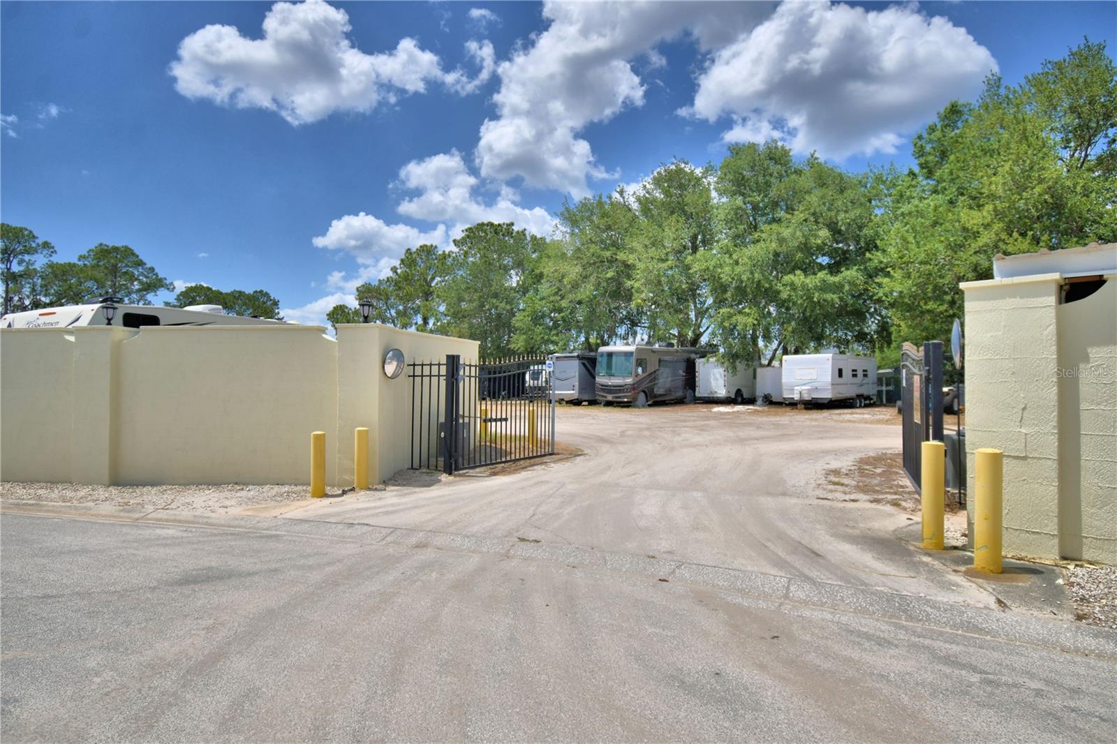 SWEETWATER GOLF & TENNIS CLUB ADD 03 - Residential