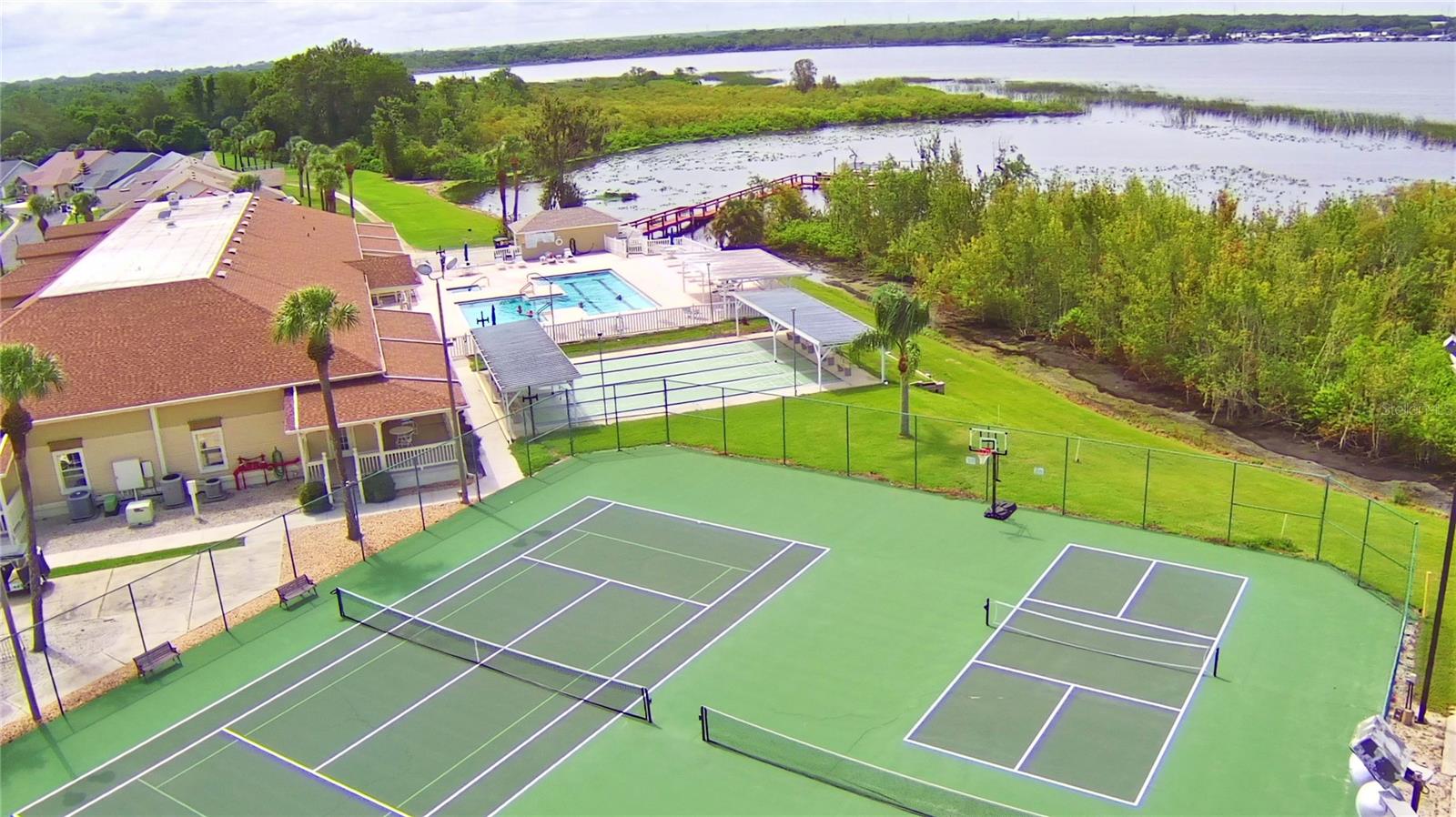 SWEETWATER GOLF & TENNIS CLUB ADD 03 - Residential