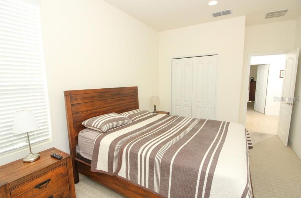 WEST LAKE HANCOCK ESTATES - Residential Lease