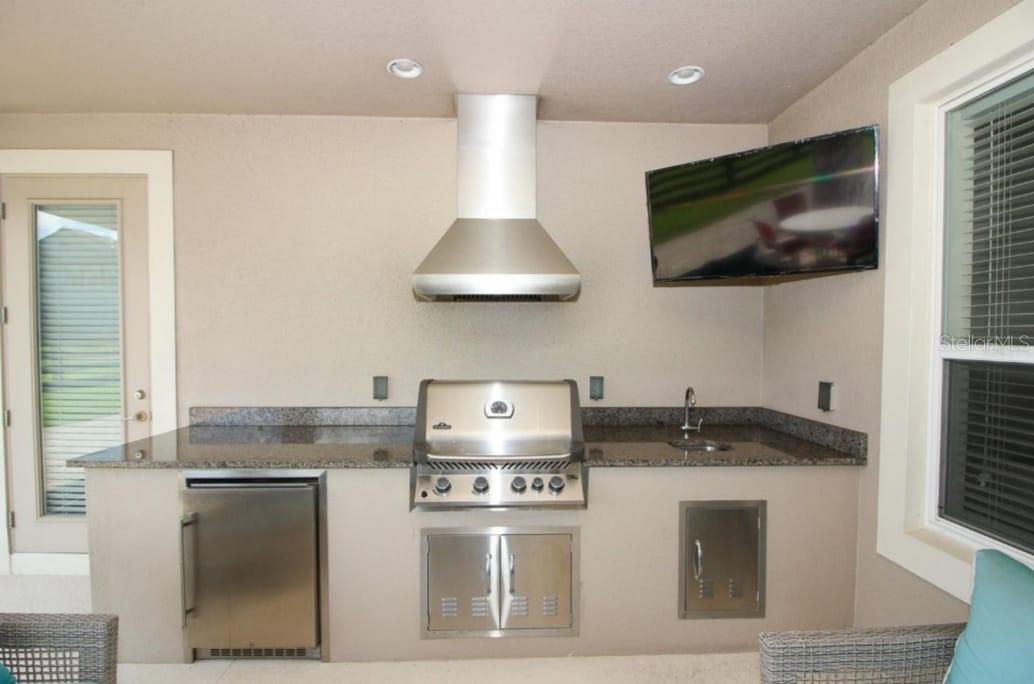 WEST LAKE HANCOCK ESTATES - Residential Lease