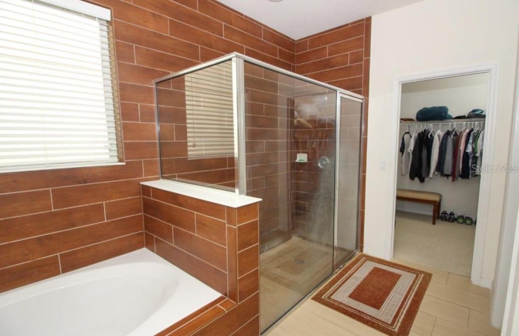 WEST LAKE HANCOCK ESTATES - Residential Lease