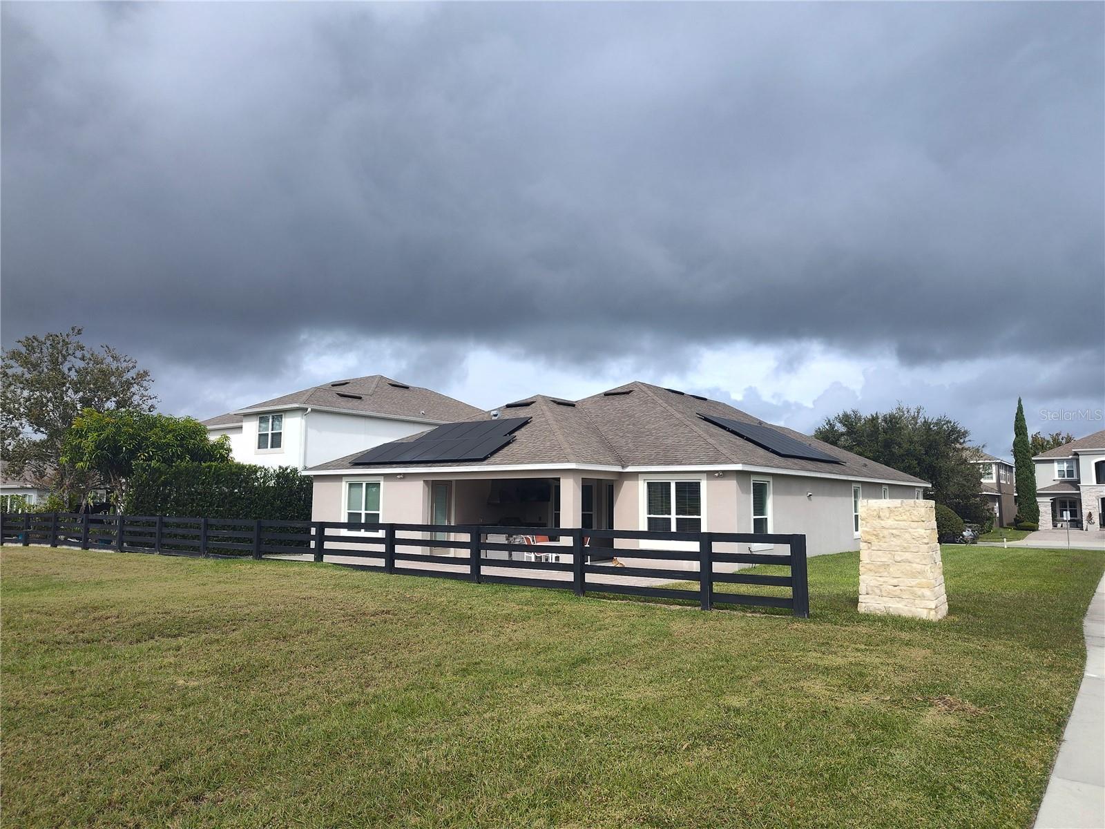 WEST LAKE HANCOCK ESTATES - Residential Lease