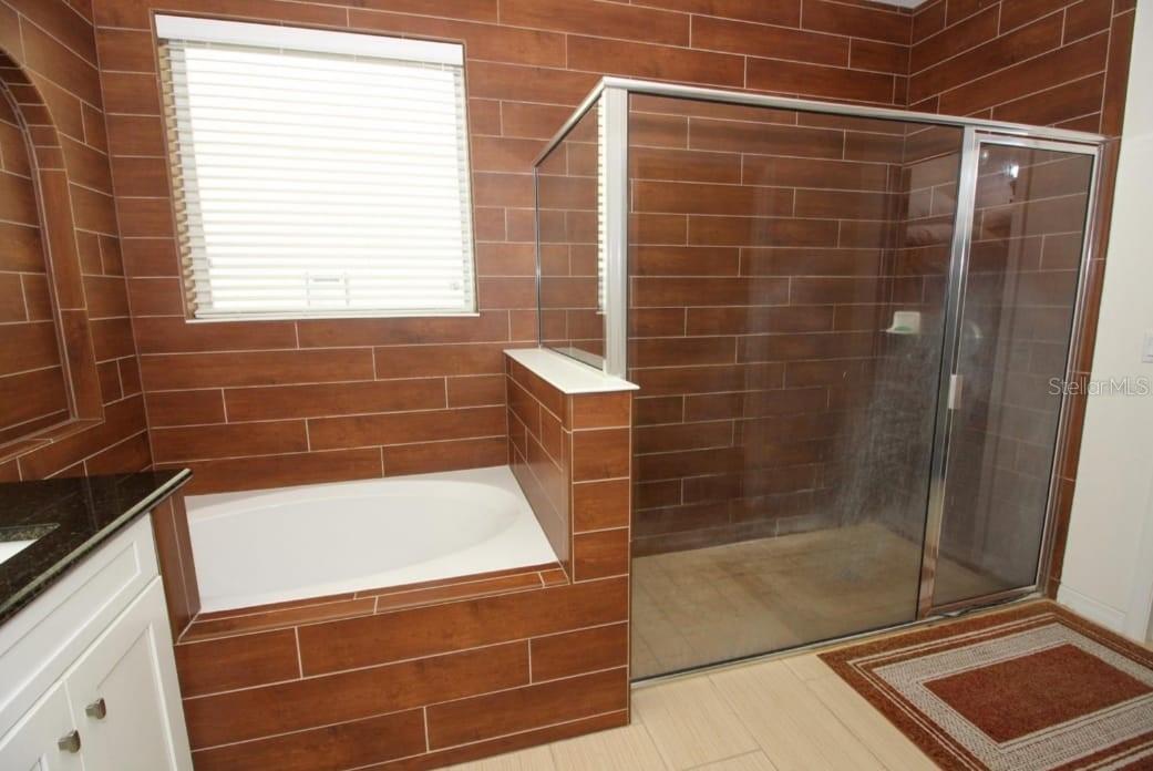 WEST LAKE HANCOCK ESTATES - Residential Lease