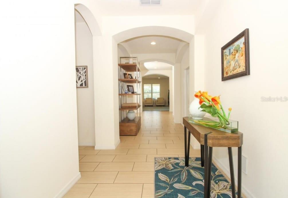 WEST LAKE HANCOCK ESTATES - Residential Lease