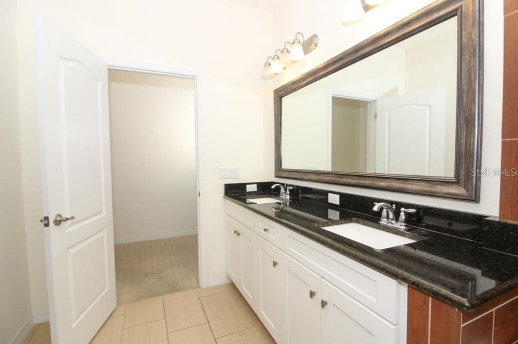 WEST LAKE HANCOCK ESTATES - Residential Lease