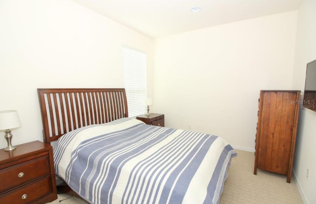 WEST LAKE HANCOCK ESTATES - Residential Lease