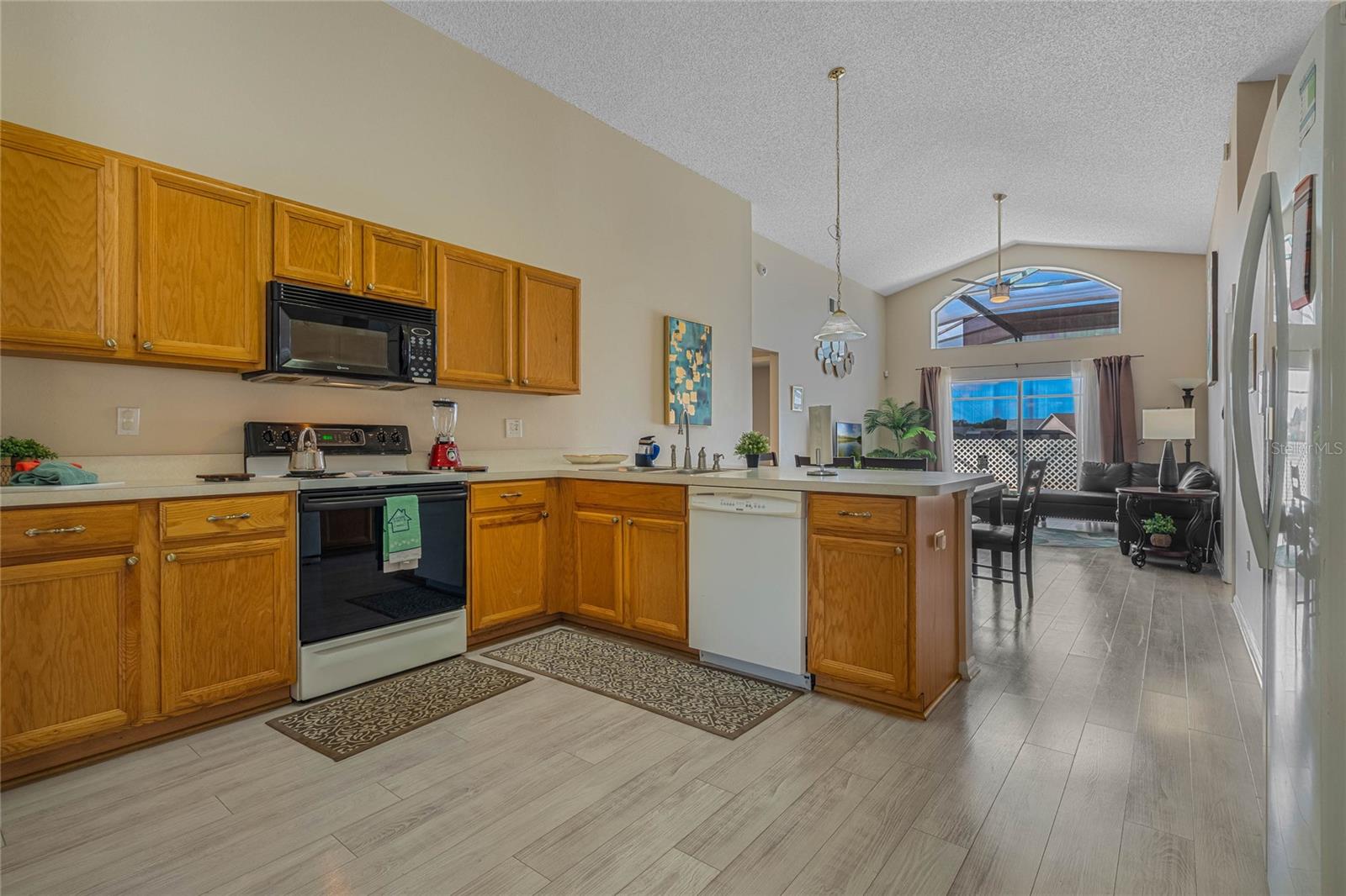 1113 CASTERTON CIRCLE