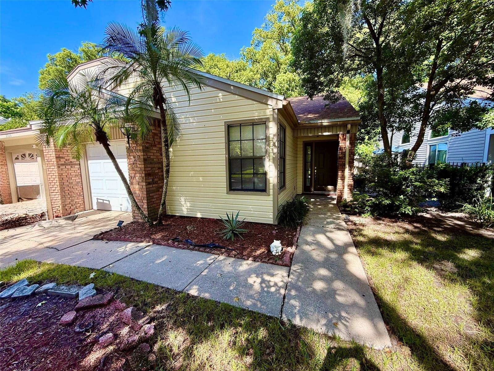 This charming 2-bedroom, 2-bath duplex in the sought-after Bryn Mawr subdivision in the Conway area offers an abundance of natural light through large windows and a skylight, a split floor plan for privacy, and vaulted ceilings that enhance the open feel. The freshly painted interior features laminate flooring throughout, a one-car attached garage, and a partially fenced yard shaded by mature trees. Enjoy access to the community swimming pool, with lawn care included in the rent. Conveniently located near Orlando International Airport, State Road 408, and plenty of shopping and dining options, this home combines comfort and convenience. No pets allowed—schedule your showing today!
This property is being professionally leased by Allegiant Management Group but will be managed by owner during term of lease. This property is opted out of the Resident's Benefit Package.